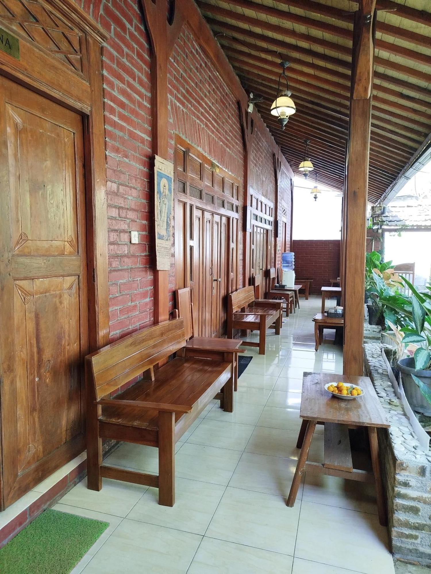 Dapur Ethnic Homestay Bantul Exteriör bild